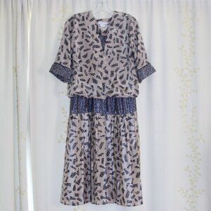 Vintage Perceptions Midi Dress Blue Tan Geometric Pleated USA Union Tag Womens S